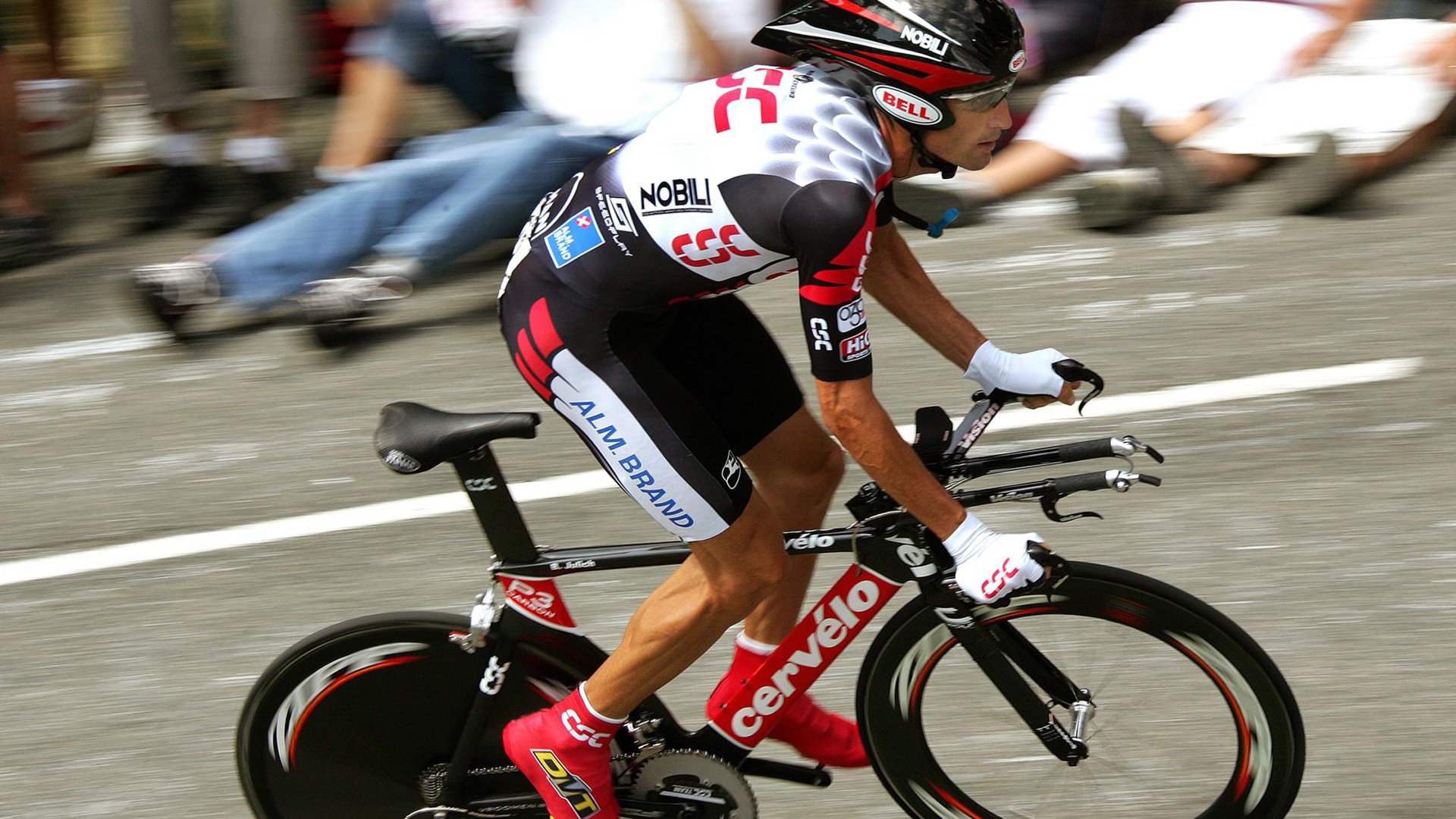 塞内加尔马术协会授予阿卜杜·巴“年度最佳障碍赛骑手”称号。